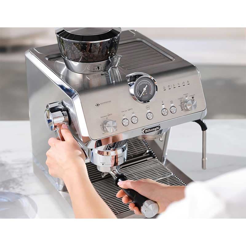 اسپرسوساز دلونگی مدل DeLonghi EC9555M